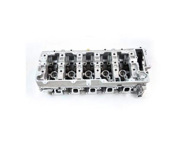 Defender /discovery TD5 (TO) 2A Chassis cylinder head