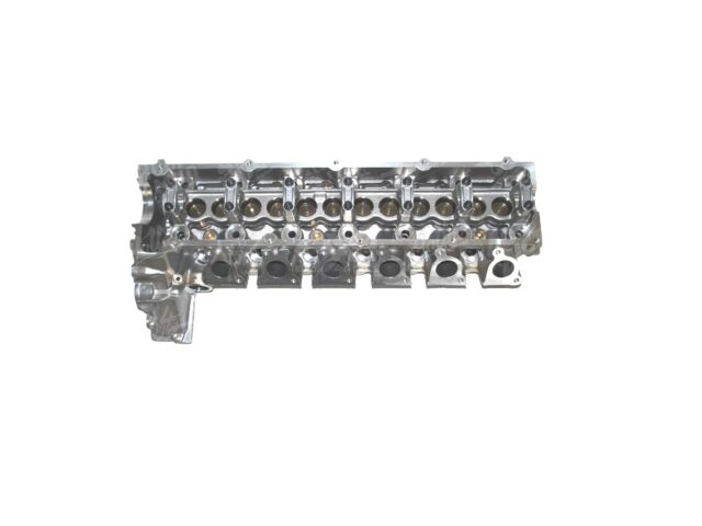 Range Rover P38 2.5 BMW Diesel cylinder head