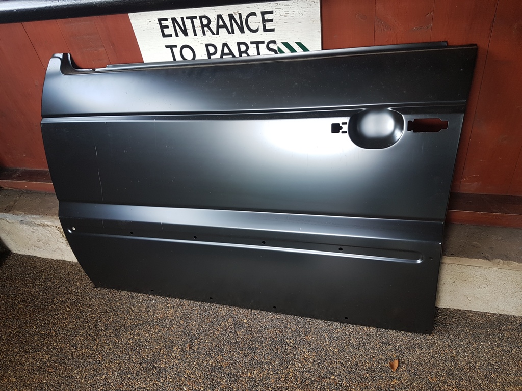 RANGE ROVER P38 LEFT HAND FRONT DOOR SKIN - ALR25