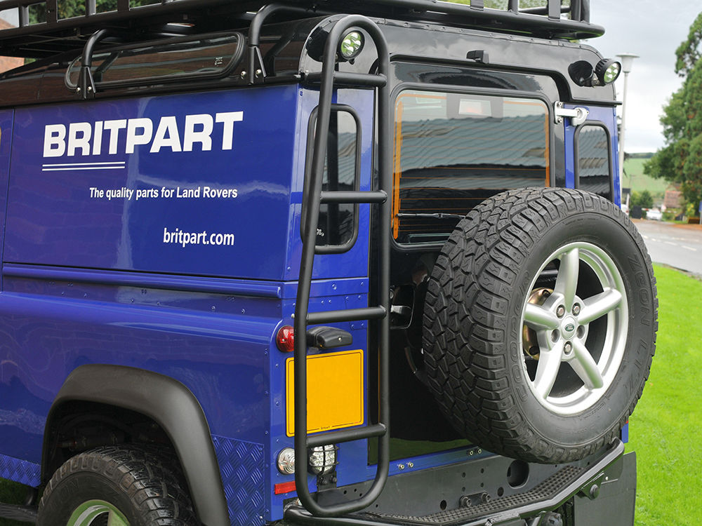 SAFETY DEVICES ROOF RACK LADDER