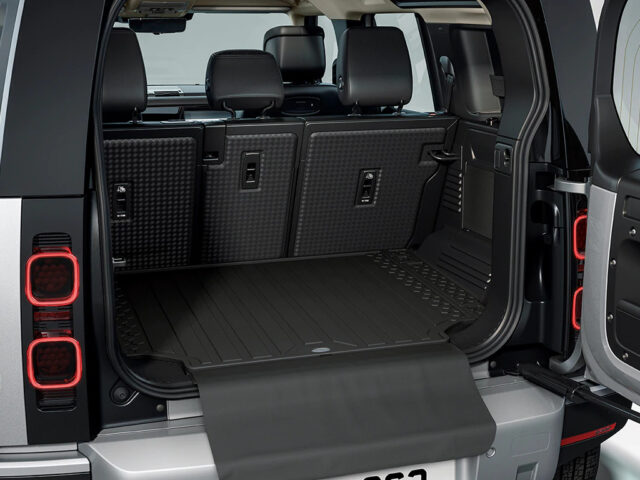 DEFENDER 2020 LOADING COMPARTMENT MAT - RUBBER - LONG WHEELBASE