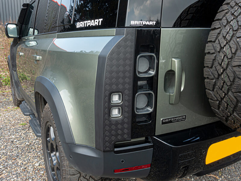 Rear Light Trim Kit DEFENDER 2020