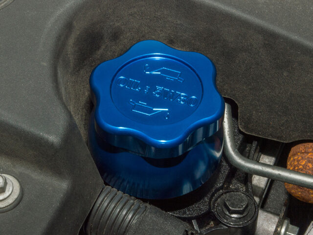 Oil filler cap defender td5 / tdci