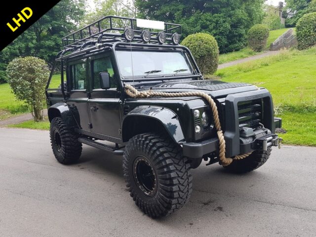 2015 LHD LAND ROVER DEFENDER “SPECTRE” EDITION TDCI