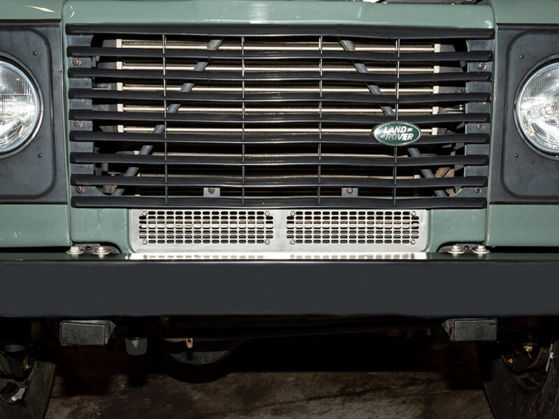 Lower Front Grille DEFENDER WITHOUT AIR CONDITIONING