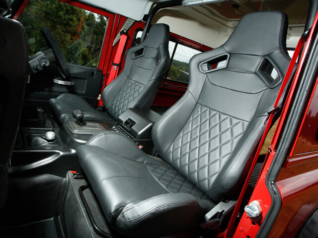 DEFENDER HEATED SPORTS SEATS