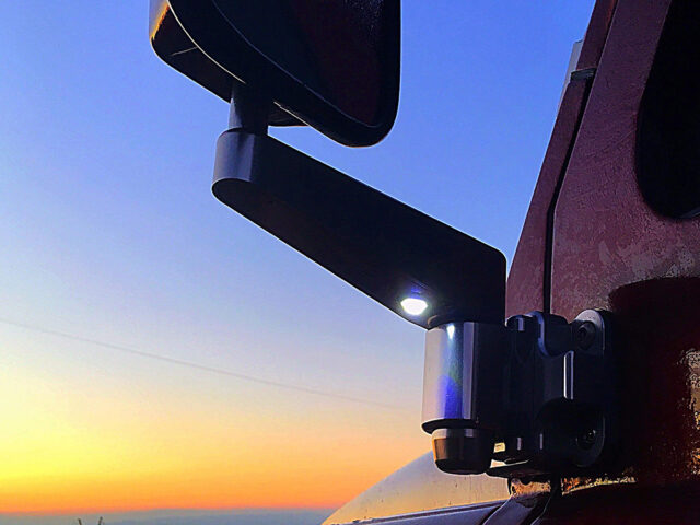 LAND ROVER DEFENDER Billet Wing Mirror Arms with Puddle Light