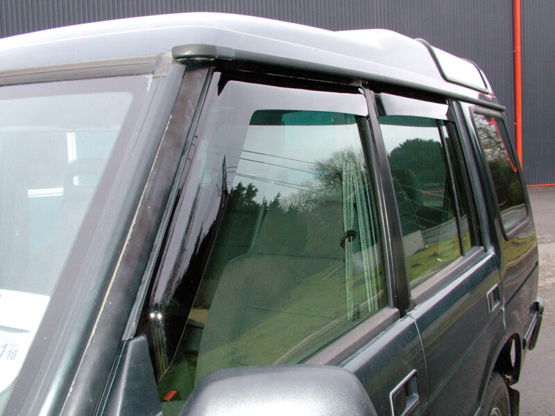 WIND DEFLECTOR KIT DA6070 FRONT & REAR / 4 PIECE KIT DISCOVERY 1 / RANGE ROVER CLASSIC