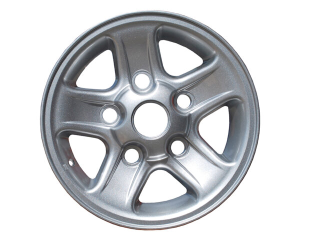 LAND ROVER DEFENDER REFURBISHED BOOST ALLOY WHEELS – SILVER