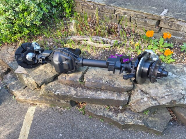 LAND ROVER MILITARY RECONDITIONED SALISBURY FRONT AXLE - OUTRIGHT SALE LAND ROVER MILITARY RECONDITIONED SALISBURY FRONT AXLE - OUTRIGHT SALE
