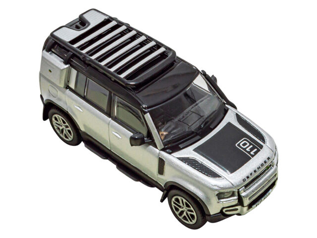 Diecast Defender 110 1:76 Scale INDUS SILVER