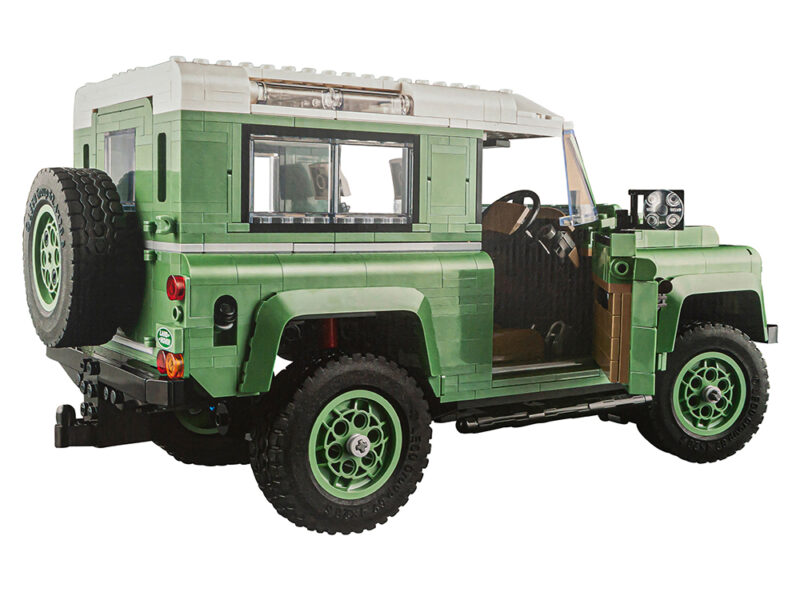 Lego Classic Defender 90