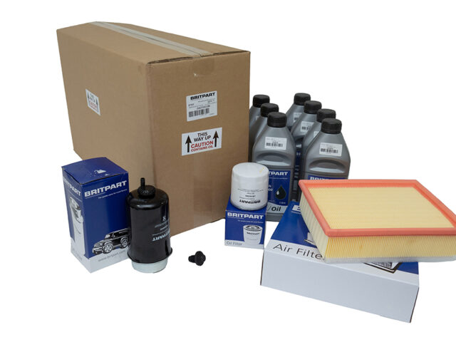 Service Kit With 5W-30 Oil Defender 2007 - 2016 - 2.2 with DPF - DA444247 onwards DA2722COM