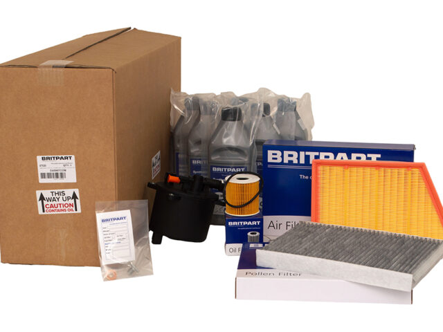 Service Kit With 5W-30 Oil Range Rover Evoque 2.2 Diesel DA5997COM Service Kit With 5W-30 Oil Range Rover Evoque 2.2 Diesel DA5997COM