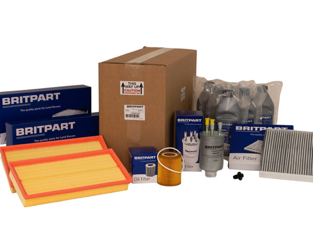 Service Kit With 5W-30 Oil Range Rover L405 3.0 V6 DieseL DA5998COM Service Kit With 5W-30 Oil Range Rover L405 3.0 V6 DieseL DA5998COM