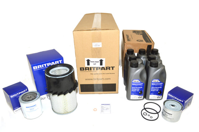 Service Kit With 10W-40 Oil Defender 2.5 Turbo Diesel & 2.5 Naturally Aspirated Diesel DA6001COM