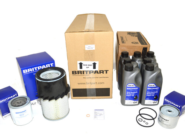Service Kit With 10W-40 Oil Defender 2.5 Turbo Diesel & 2.5 Naturally Aspirated Diesel DA6001COM