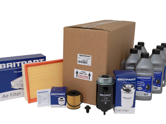 Service Kit With 5W-30 Oil Defender 2007 - 2016 up to DA444246 DA6040COM