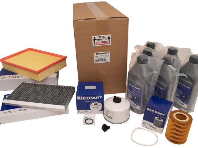 Service Kit With 5W-30 Oil Discovery 4 - 3.0 V6 Diesel with DPF DA6086COM Service Kit With 5W-30 Oil Discovery 4 - 3.0 V6 Diesel with DPF DA6086COM