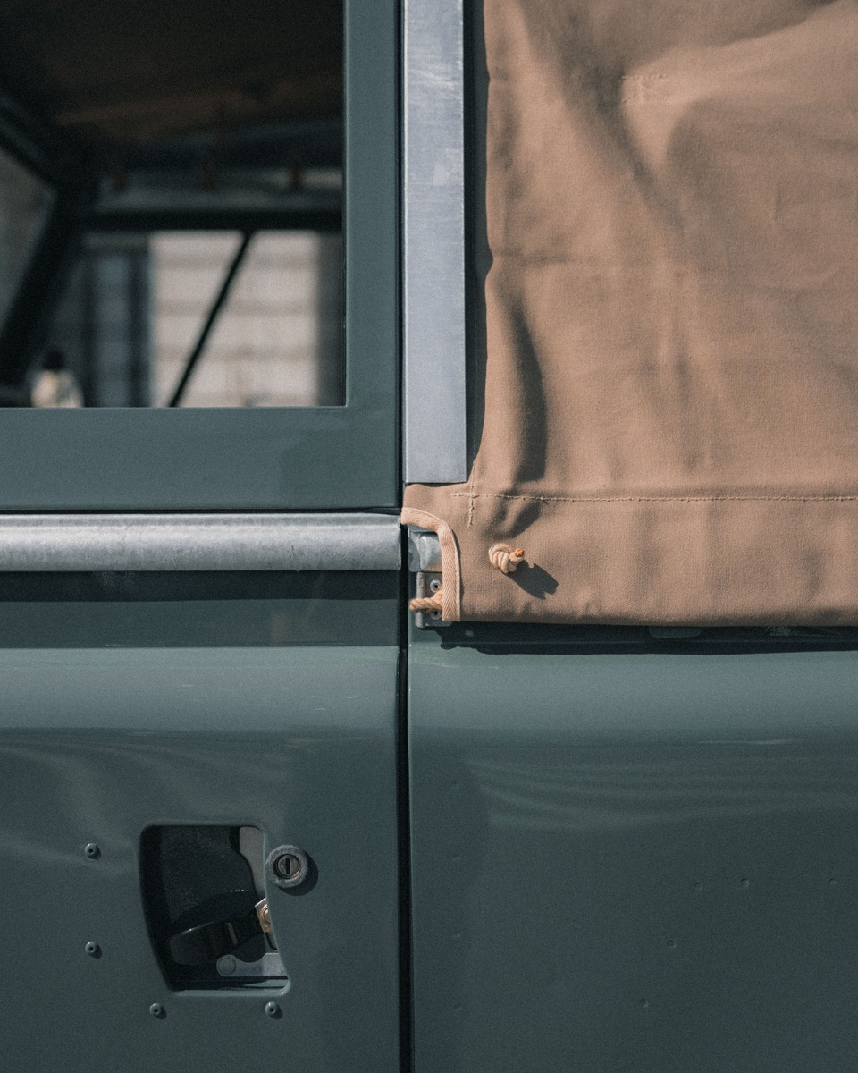 90" Full Hood Sand Canvas (without side windows) 90" Full Hood Sand Canvas (without side windows)